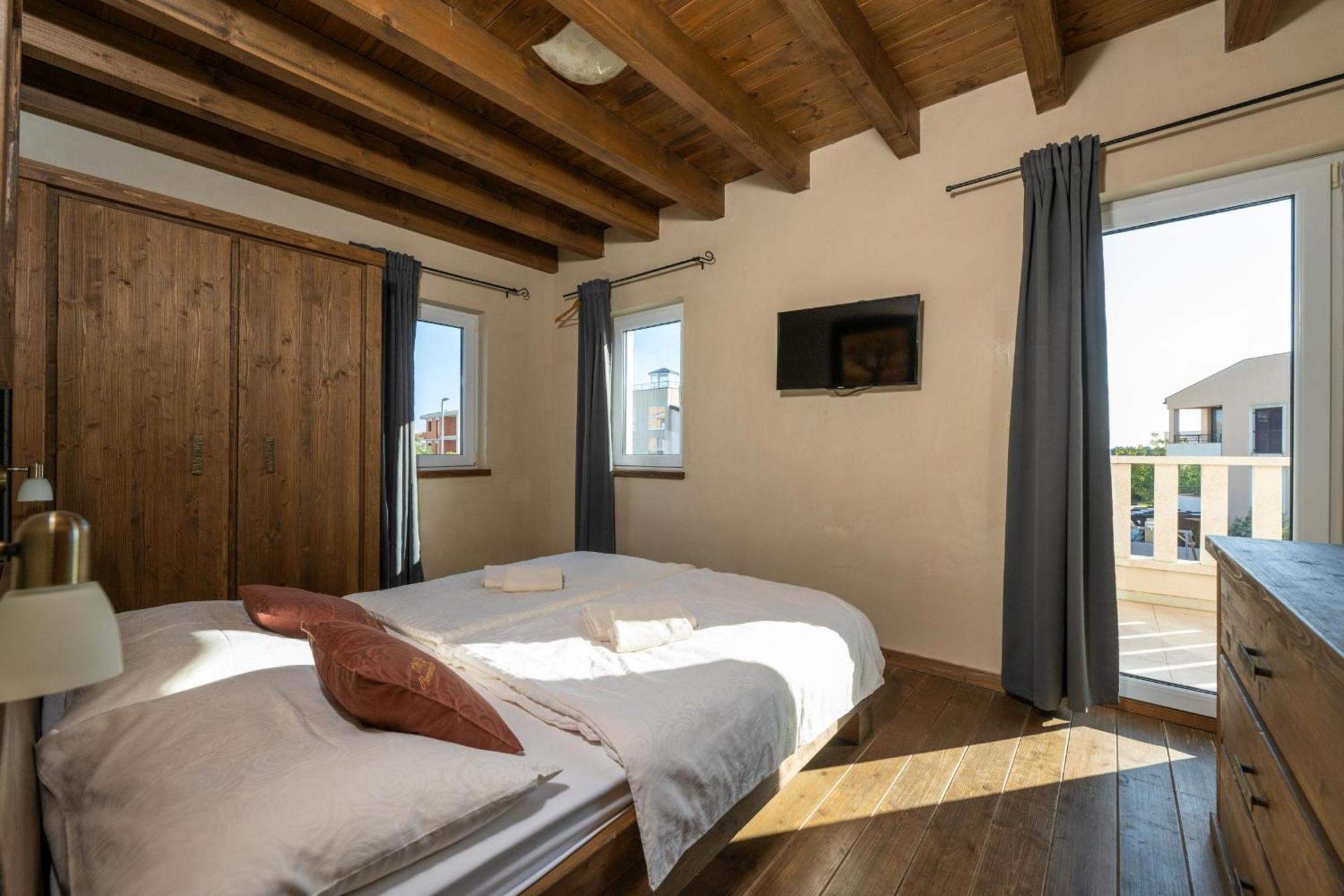 Villa Castagna Near The Sea With Private Pool And Sauna بريمونتيرا المظهر الخارجي الصورة