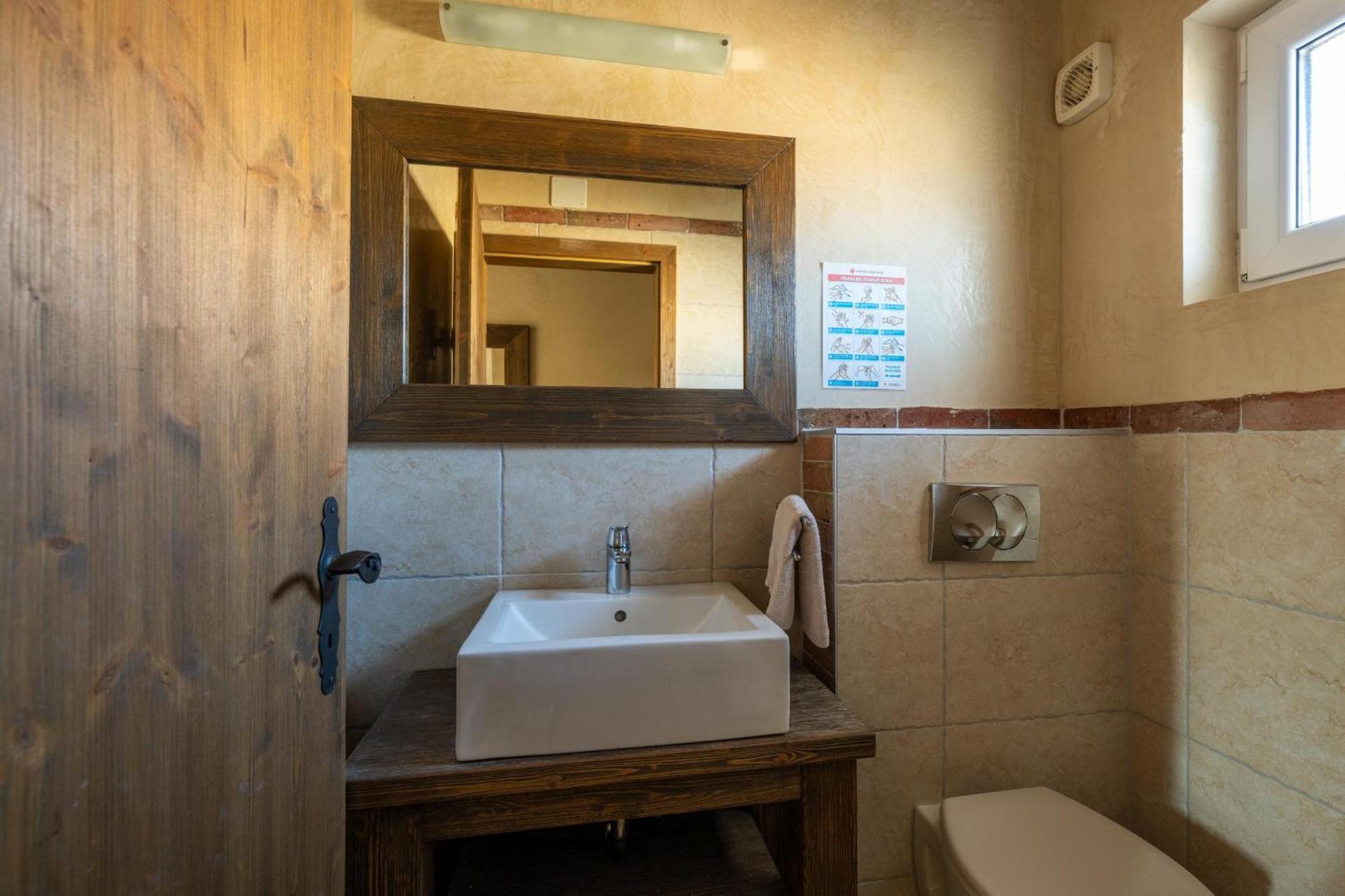 Villa Castagna Near The Sea With Private Pool And Sauna بريمونتيرا المظهر الخارجي الصورة