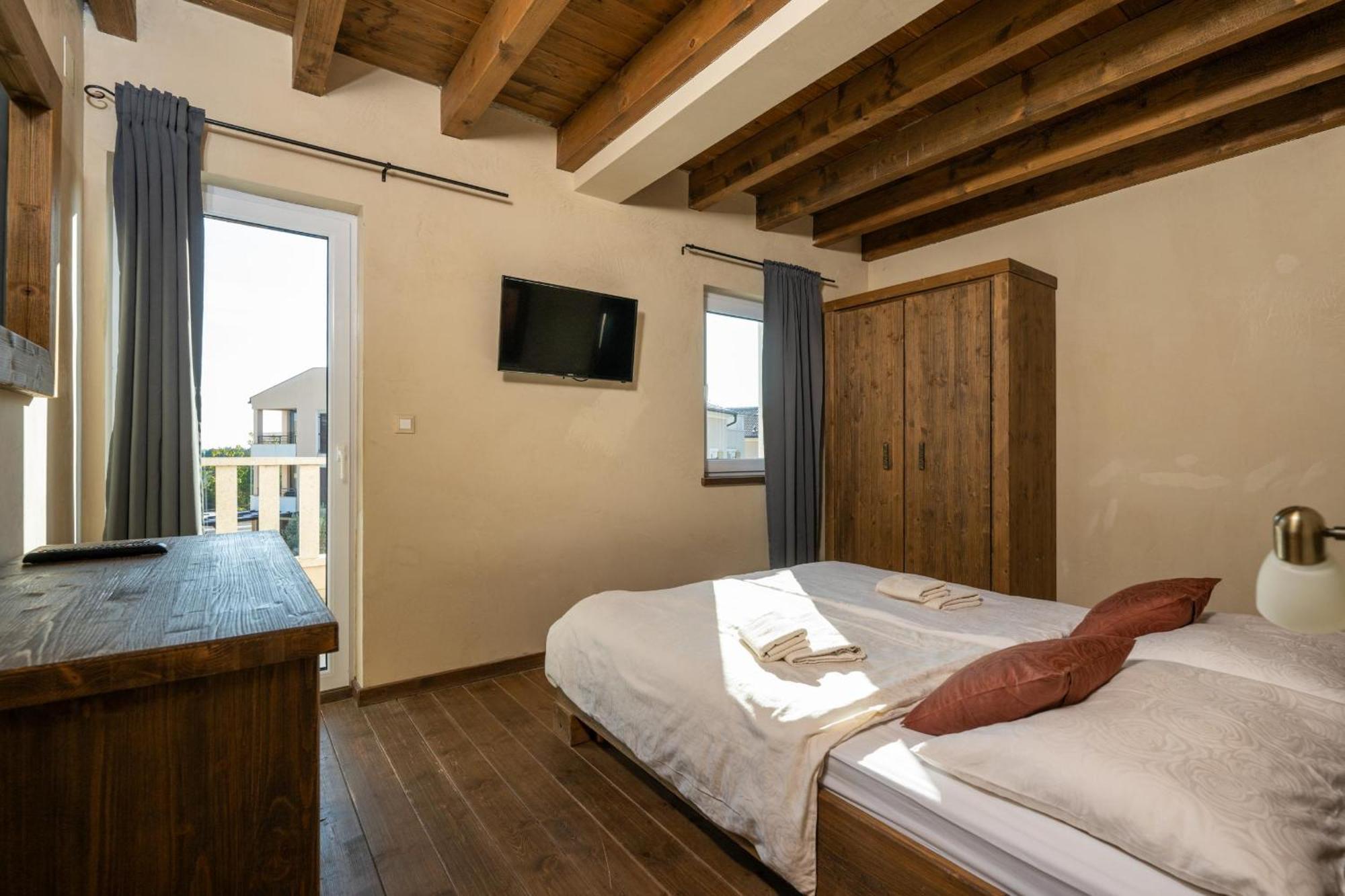 Villa Castagna Near The Sea With Private Pool And Sauna بريمونتيرا المظهر الخارجي الصورة