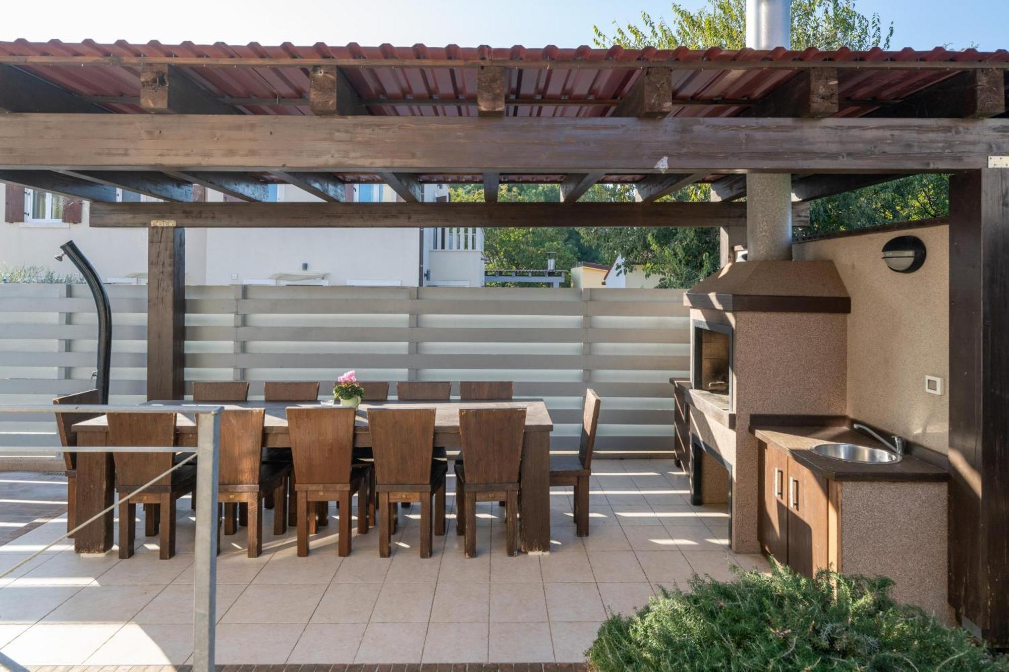 Villa Castagna Near The Sea With Private Pool And Sauna بريمونتيرا المظهر الخارجي الصورة